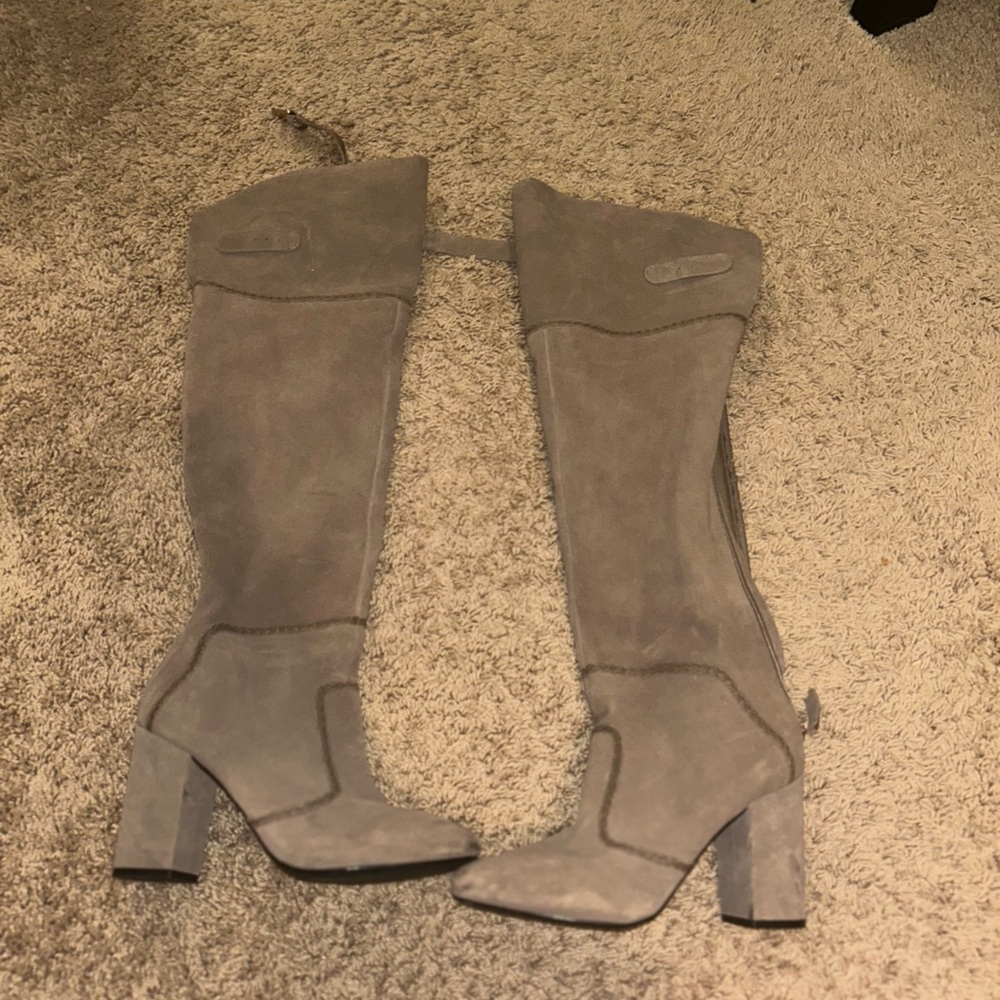Nine West Women’s Tan Suede Heeled Boots | Size 8.5M